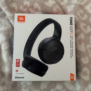 JBL Tune 520BT